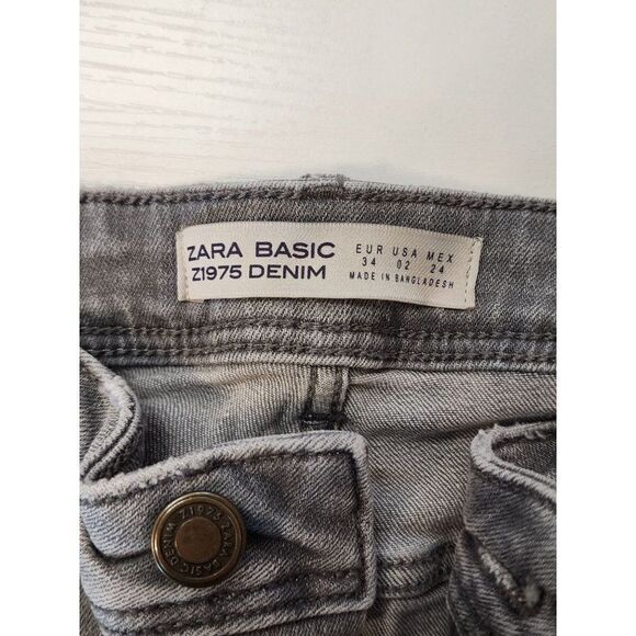 Zara Basic Grey Size 2 embroidered jeans - Picture 3 of 6